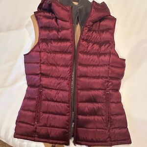 Bernardo Maroon Quilted Vest